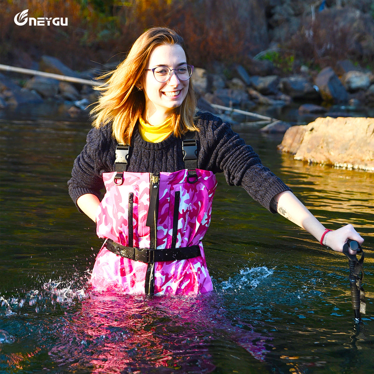 NEYGU ooutdoor women's fishing wader，waterproof &breathable pink camo  wader，chest wader for female attached with stocking foot for fishing  ,gardening